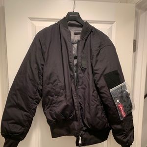 Aloha Industries Down Bomber (Mens Large)